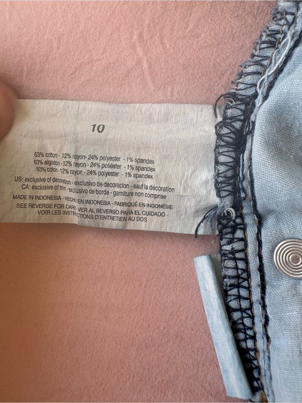 Gloria Vanderbilt Amanda Denim Shorts - Picture 5 of 5